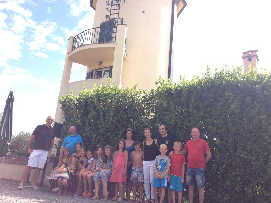 Casale Di Tormaggiore Villa And Country Suites Помеция Екстериор снимка