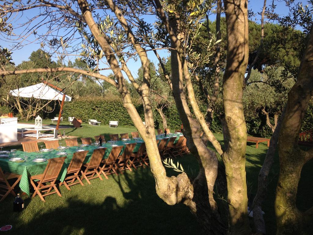 Casale Di Tormaggiore Villa And Country Suites Помеция Екстериор снимка