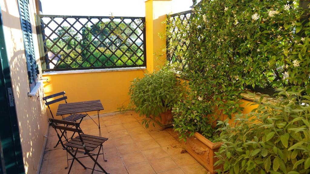 Casale Di Tormaggiore Villa And Country Suites Помеция Екстериор снимка
