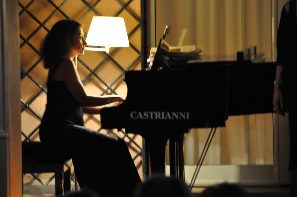 Casale Di Tormaggiore Villa And Country Suites Помеция Екстериор снимка